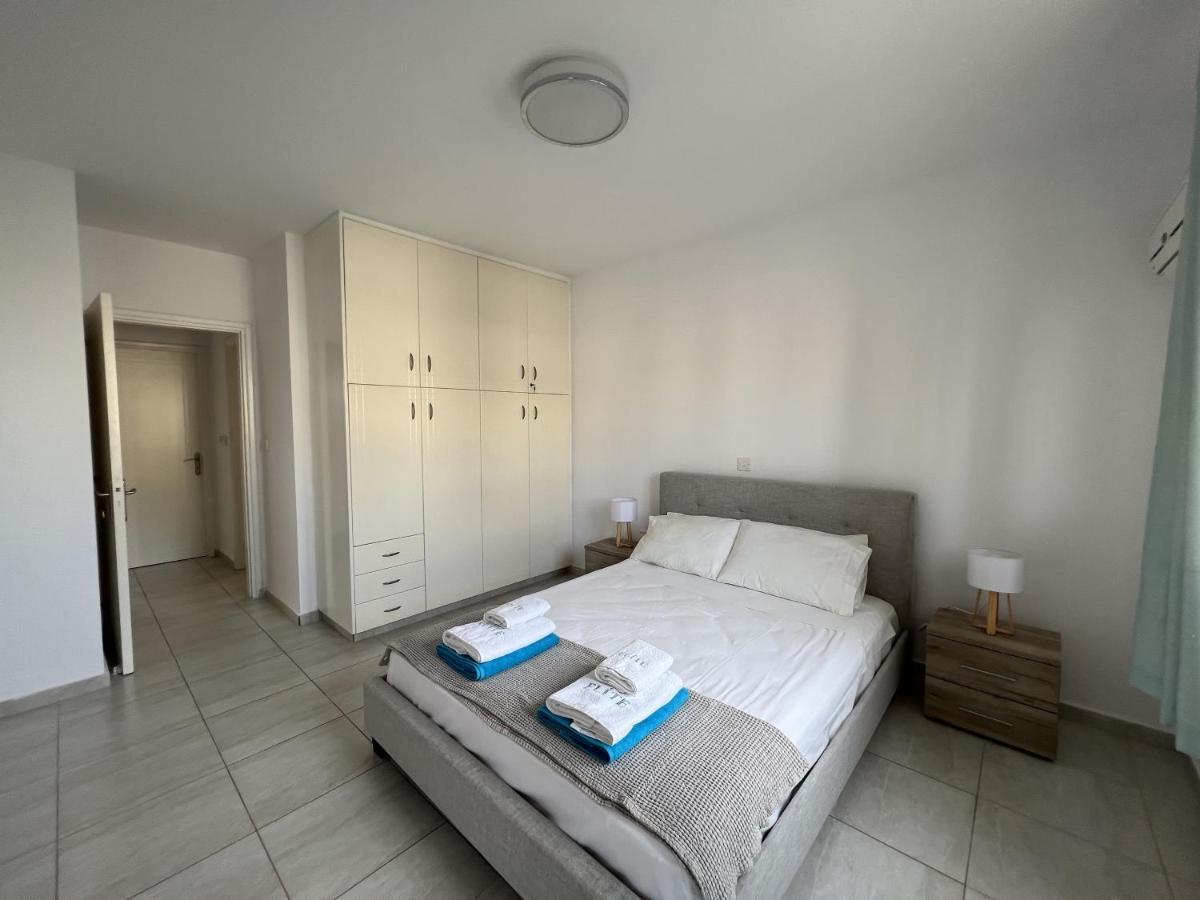 Royal-Seacrest Paphos-Center Vip Apartamento Exterior foto