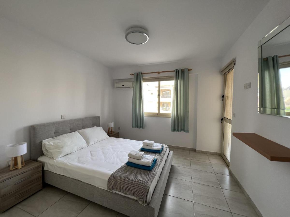 Royal-Seacrest Paphos-Center Vip Apartamento Exterior foto