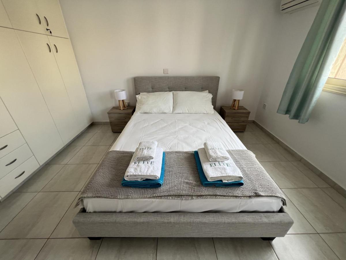 Royal-Seacrest Paphos-Center Vip Apartamento Exterior foto