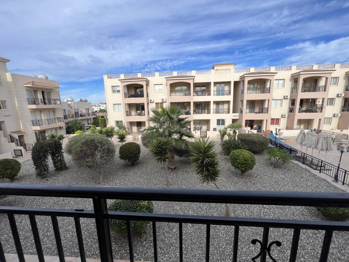 Royal-Seacrest Paphos-Center Vip Apartamento Exterior foto