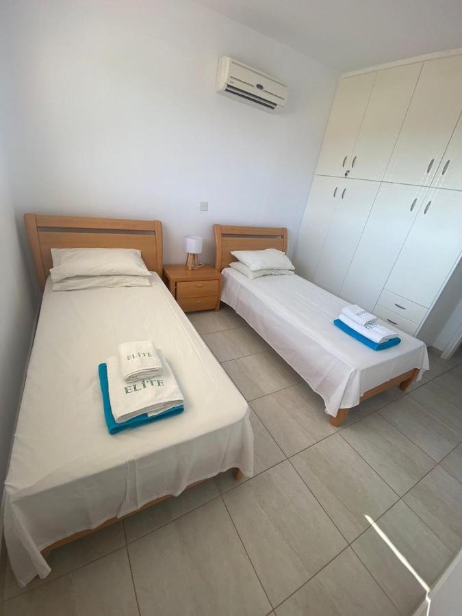 Royal-Seacrest Paphos-Center Vip Apartamento Exterior foto