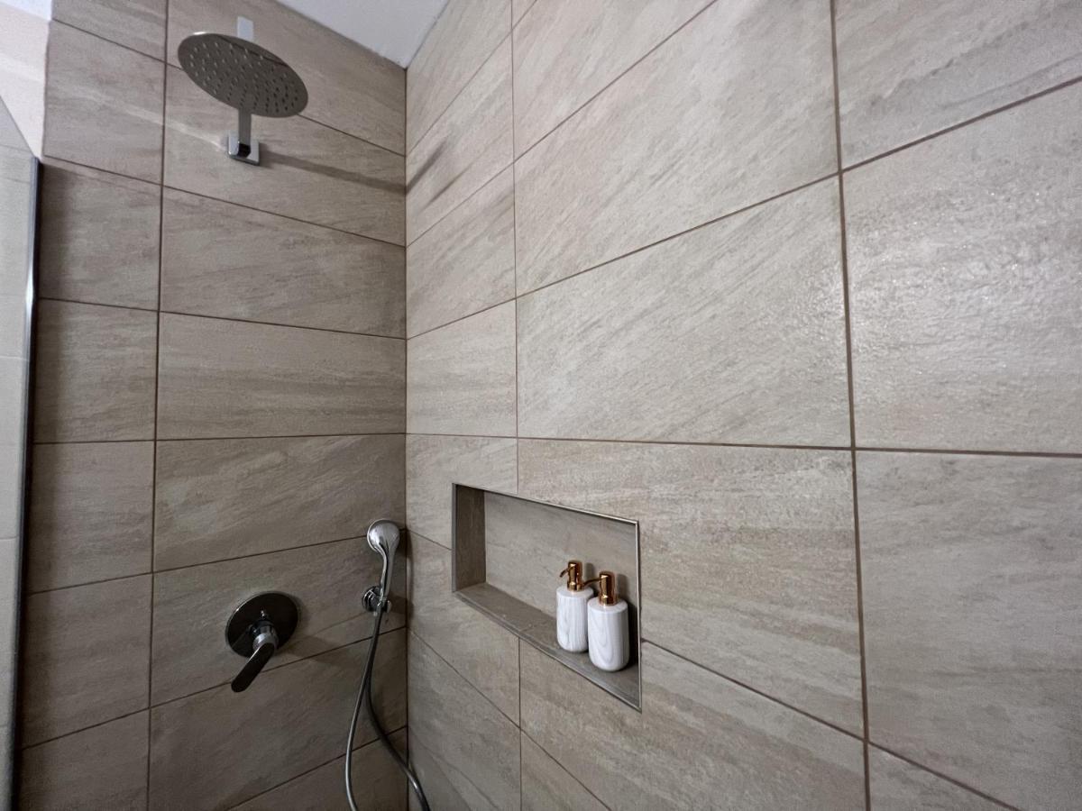 Royal-Seacrest Paphos-Center Vip Apartamento Exterior foto